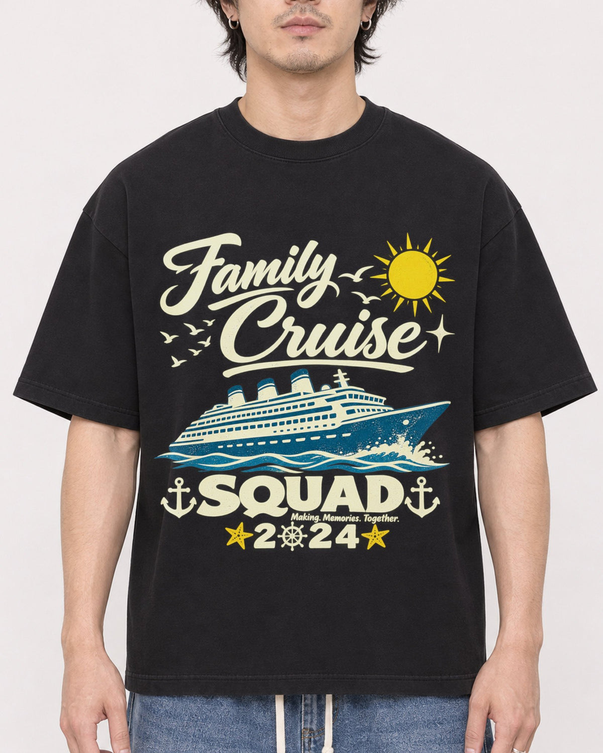 Mockup Boxy Heavyweight Tee Black male close-up 03