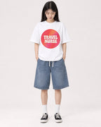 Mockup Boxy Heavyweight Tee White female full-body 01