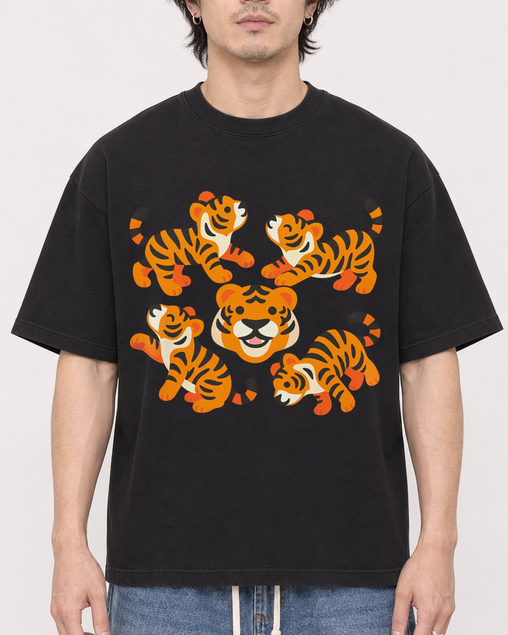 Mockup Boxy Heavyweight Tee Black male close-up 03