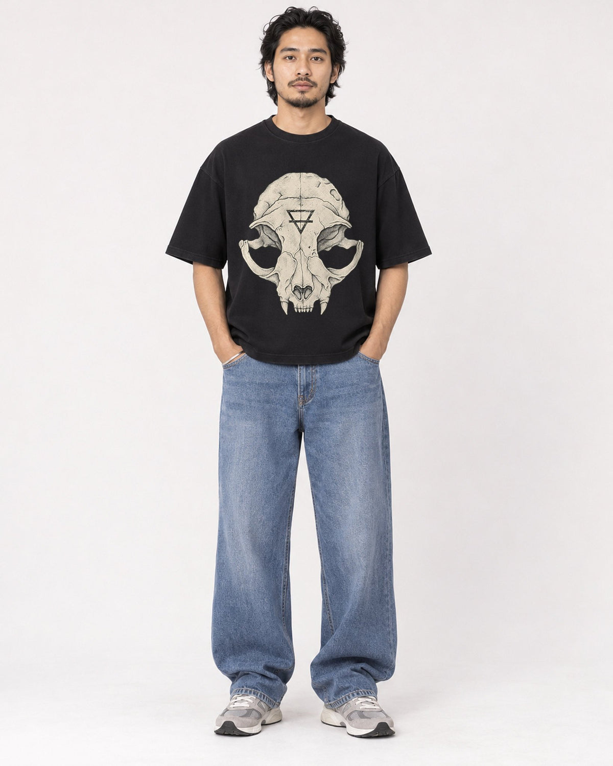 Mockup Boxy Heavyweight Tee Black male full-body 22