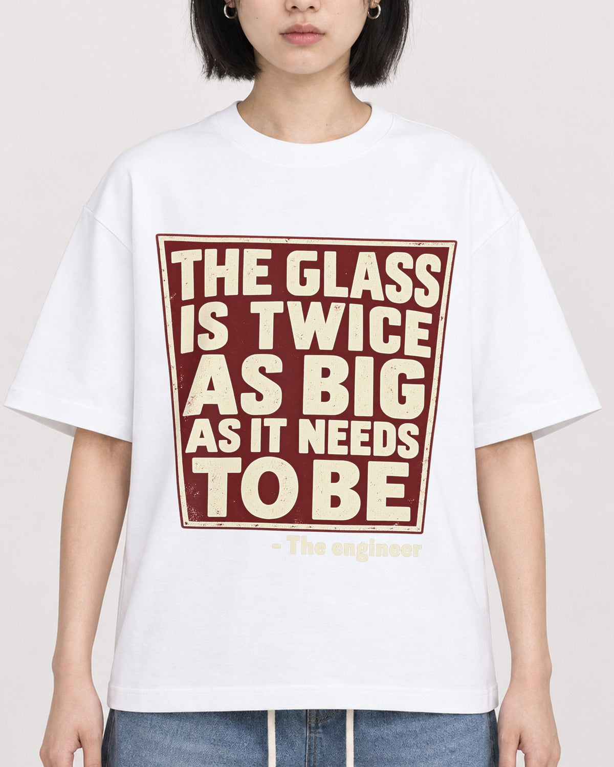 Mockup Boxy Heavyweight Tee White female close-up 11