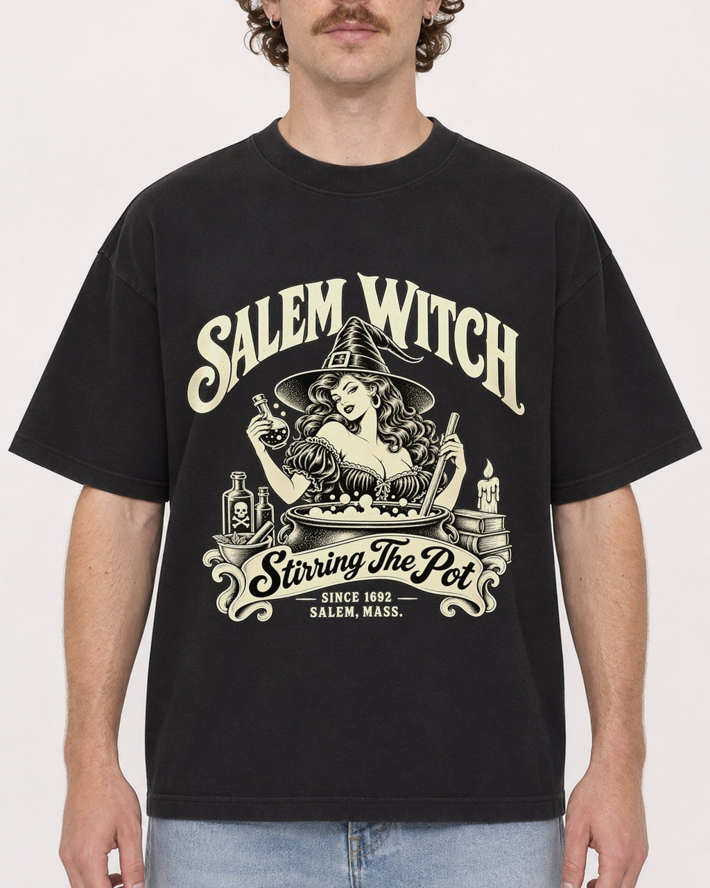 Mockup Boxy Heavyweight Tee Black male close-up 09