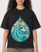 Mockup Boxy Heavyweight Tee Black female close-up 10