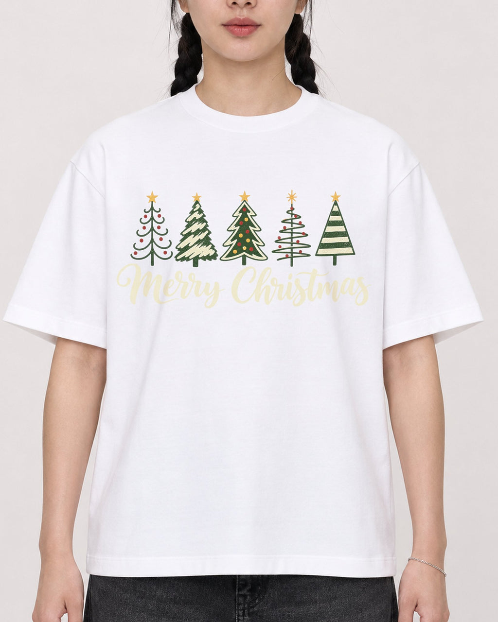 Mockup Boxy Heavyweight Tee White female close-up 43