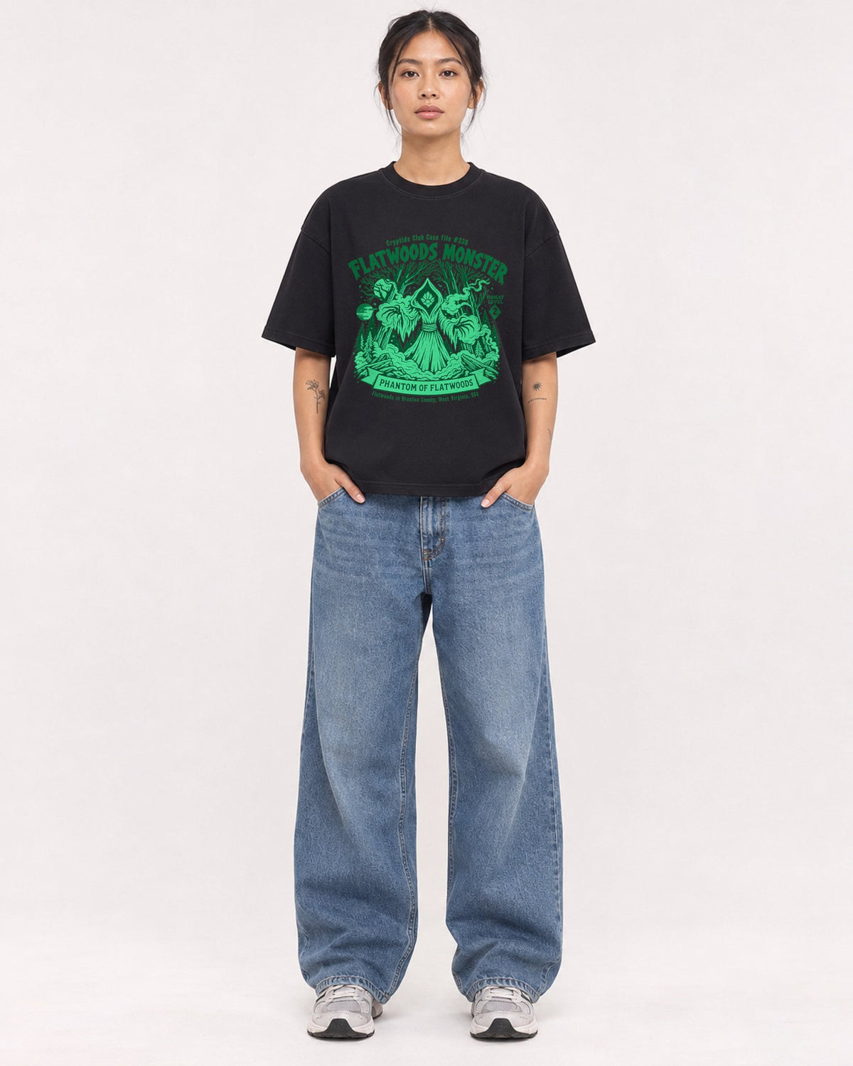 Mockup Boxy Heavyweight Tee Black female full-body 12
