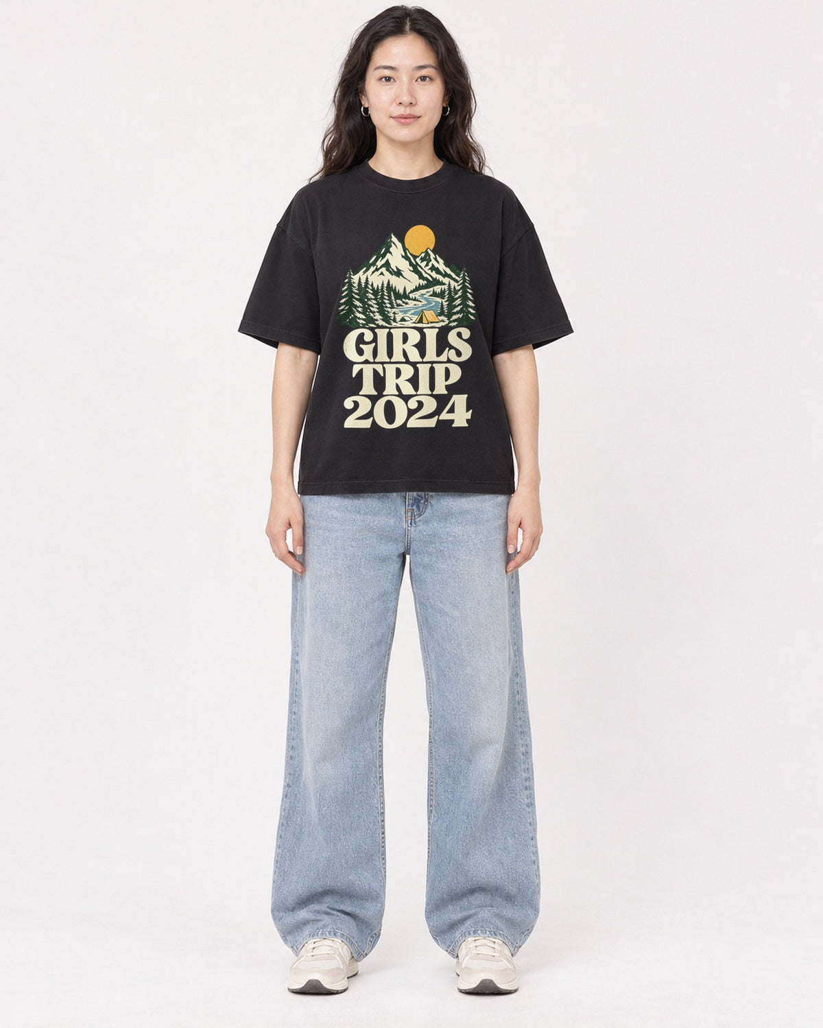Mockup Boxy Heavyweight Tee Black female full-body 03