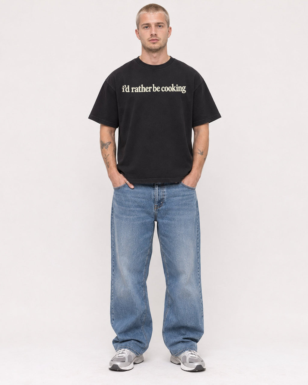 Mockup Boxy Heavyweight Tee Black male full-body 18