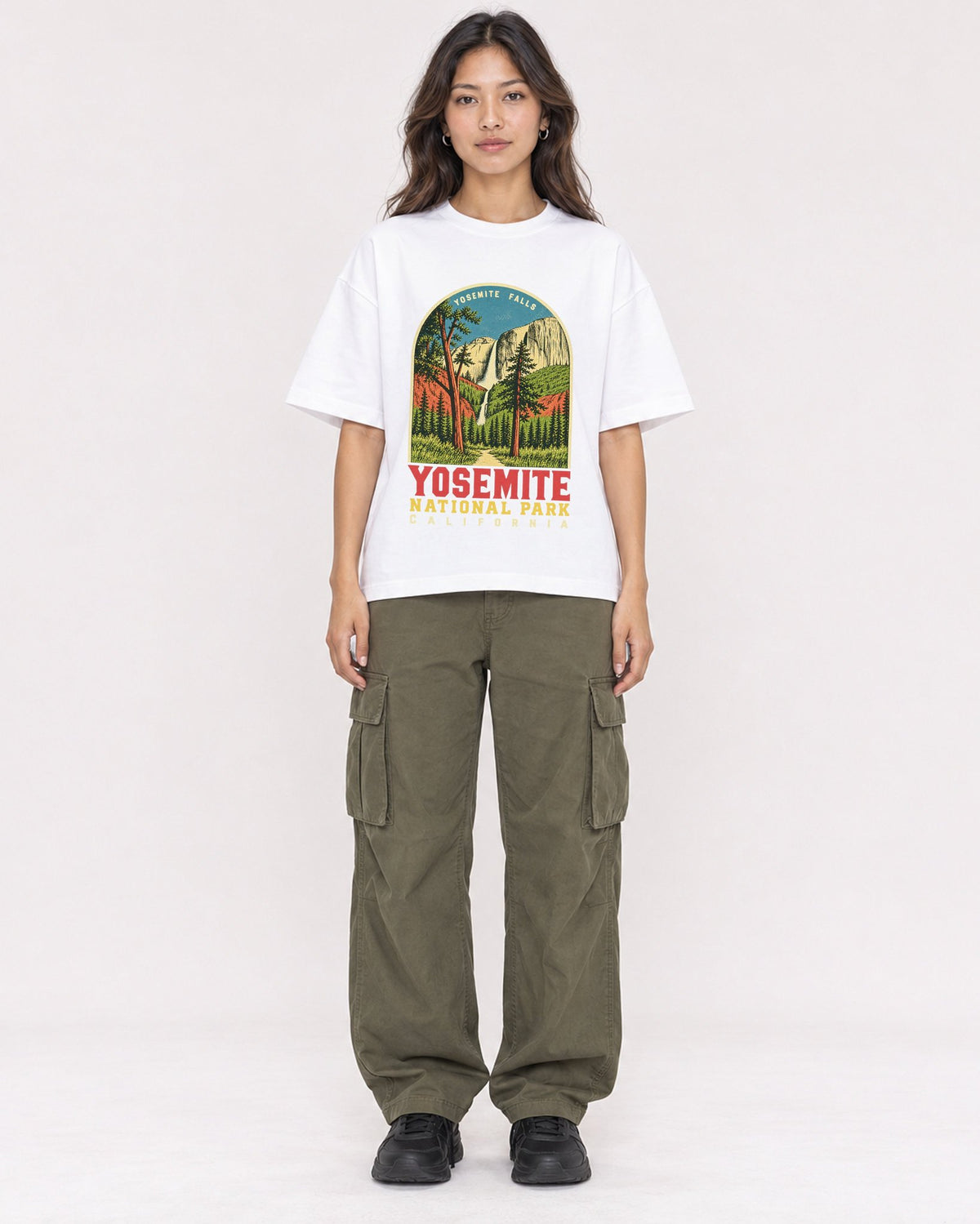 Mockup Boxy Heavyweight Tee White female full-body 02