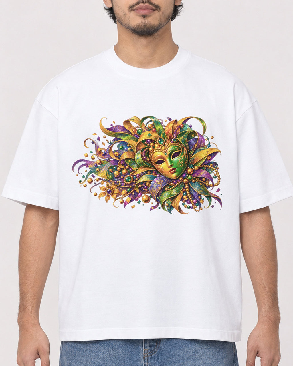Mockup Boxy Heavyweight Tee White male close-up 02