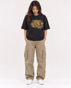 Mockup Boxy Heavyweight Tee Black female full-body 02