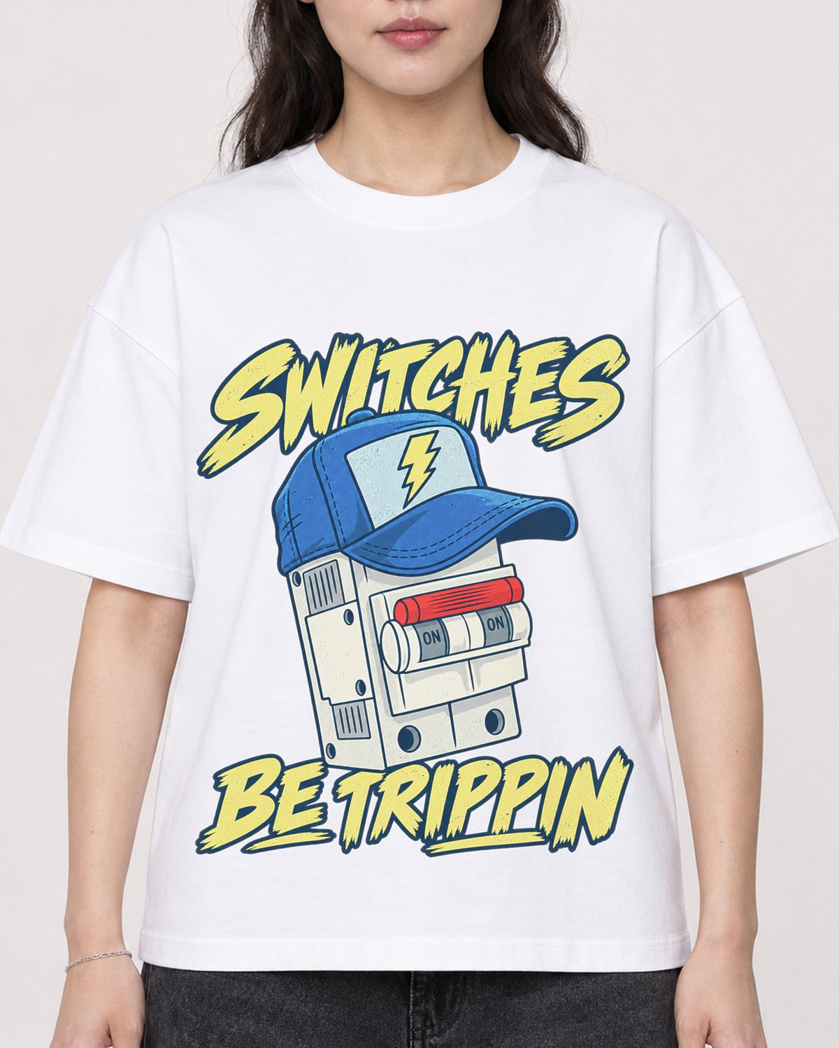 Mockup Boxy Heavyweight Tee White female close-up 03