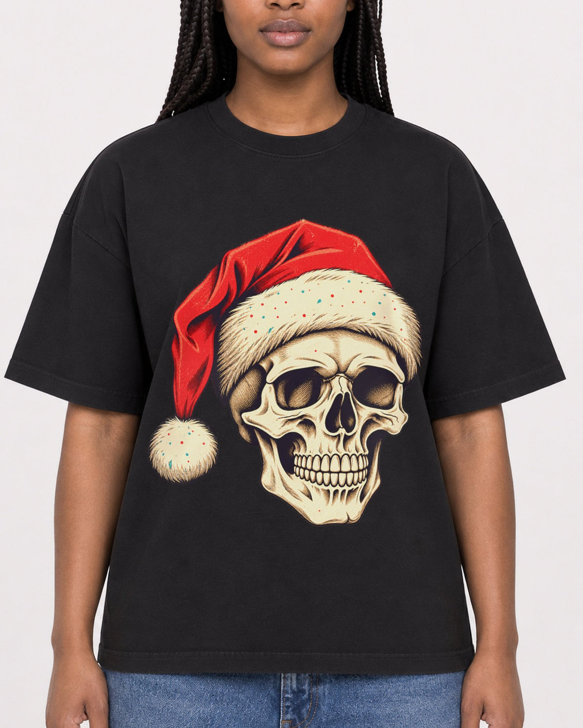 Mockup Boxy Heavyweight Tee Black female close-up 04