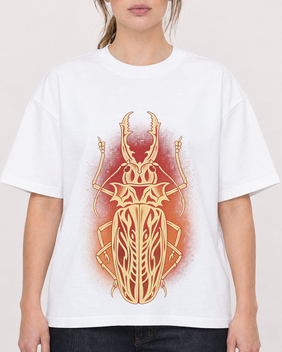 Mockup Boxy Heavyweight Tee White female close-up 29