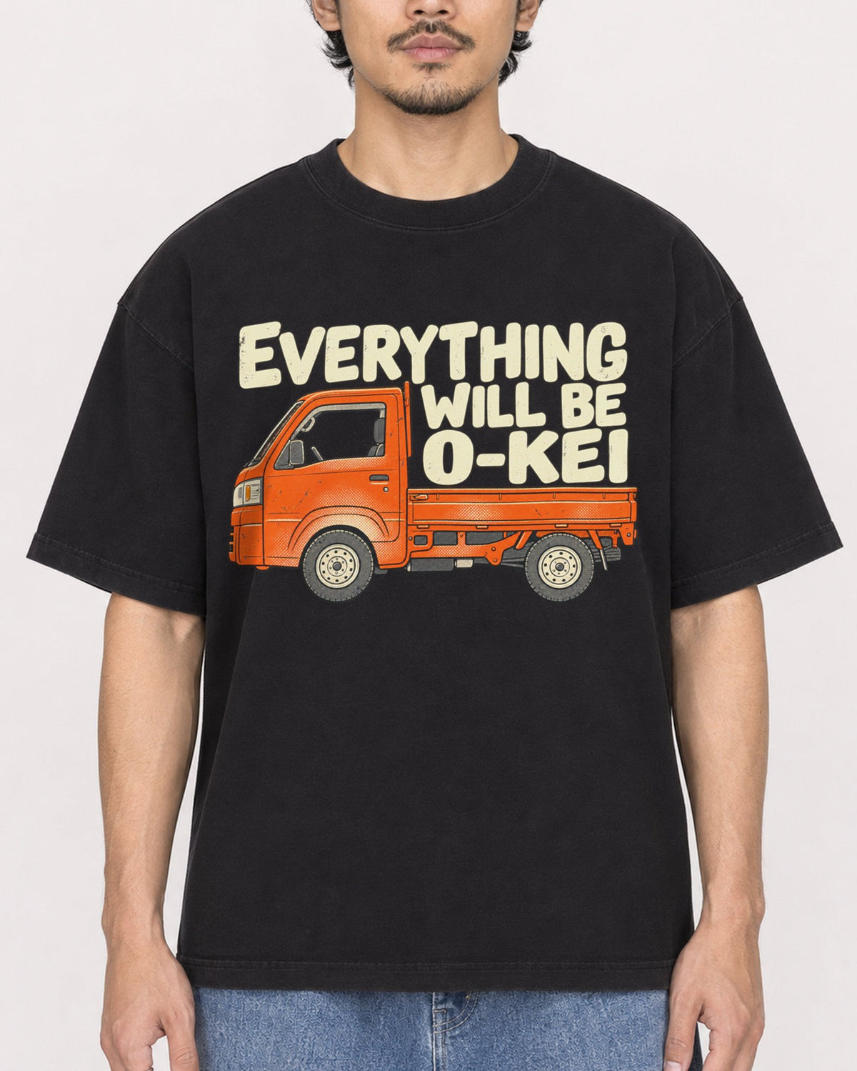 Mockup Boxy Heavyweight Tee Black male close-up 02