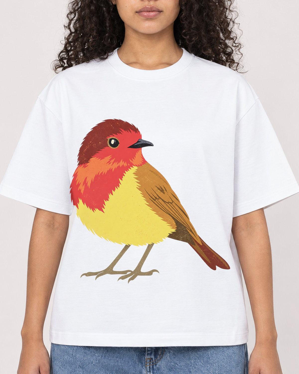 Mockup Boxy Heavyweight Tee White female close-up 10