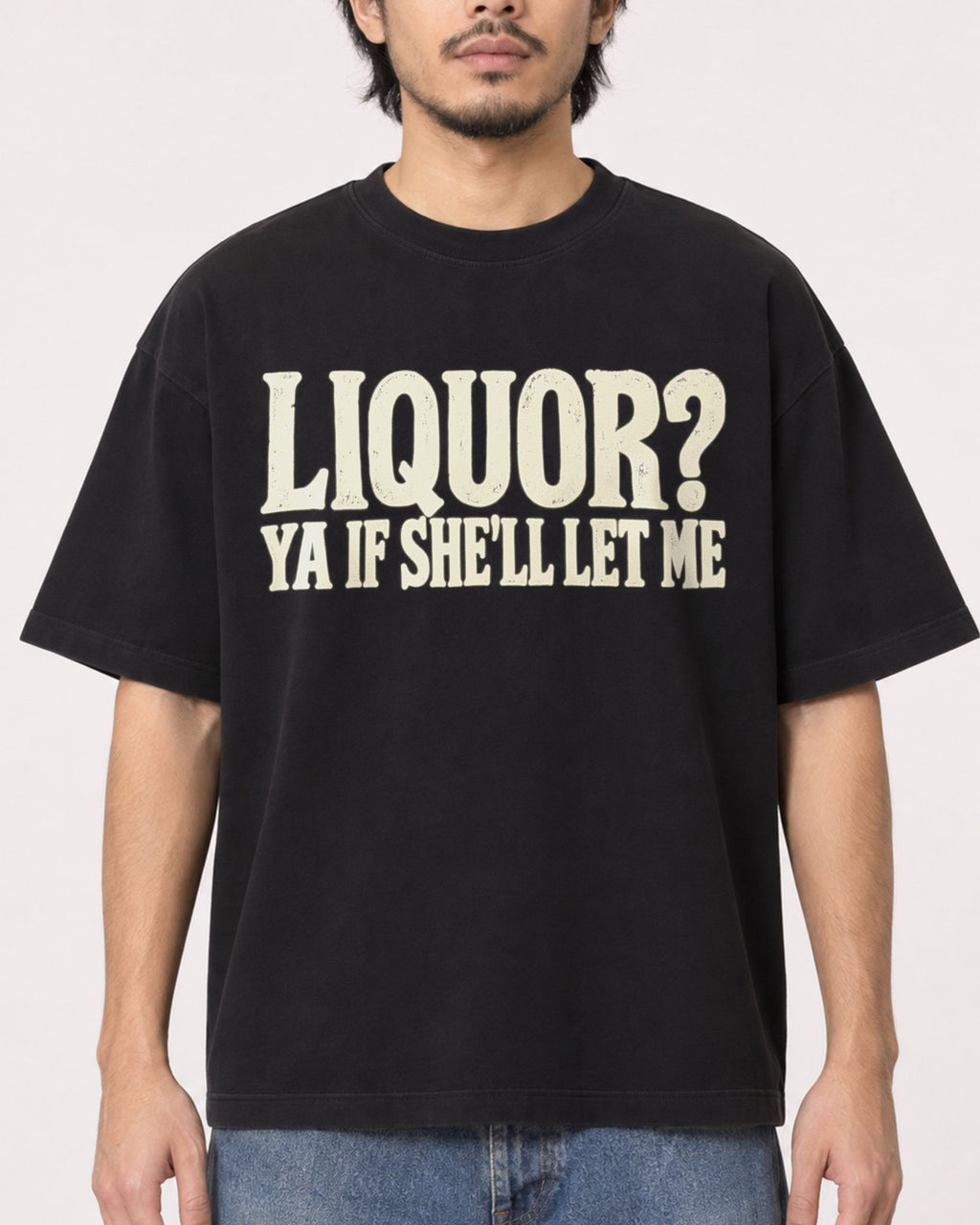 Mockup Boxy Heavyweight Tee Black male close-up 22