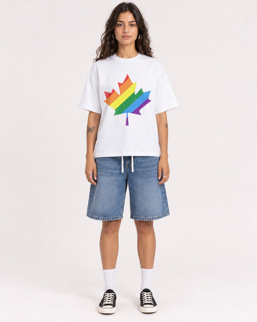 Mockup Boxy Heavyweight Tee White female full-body 06