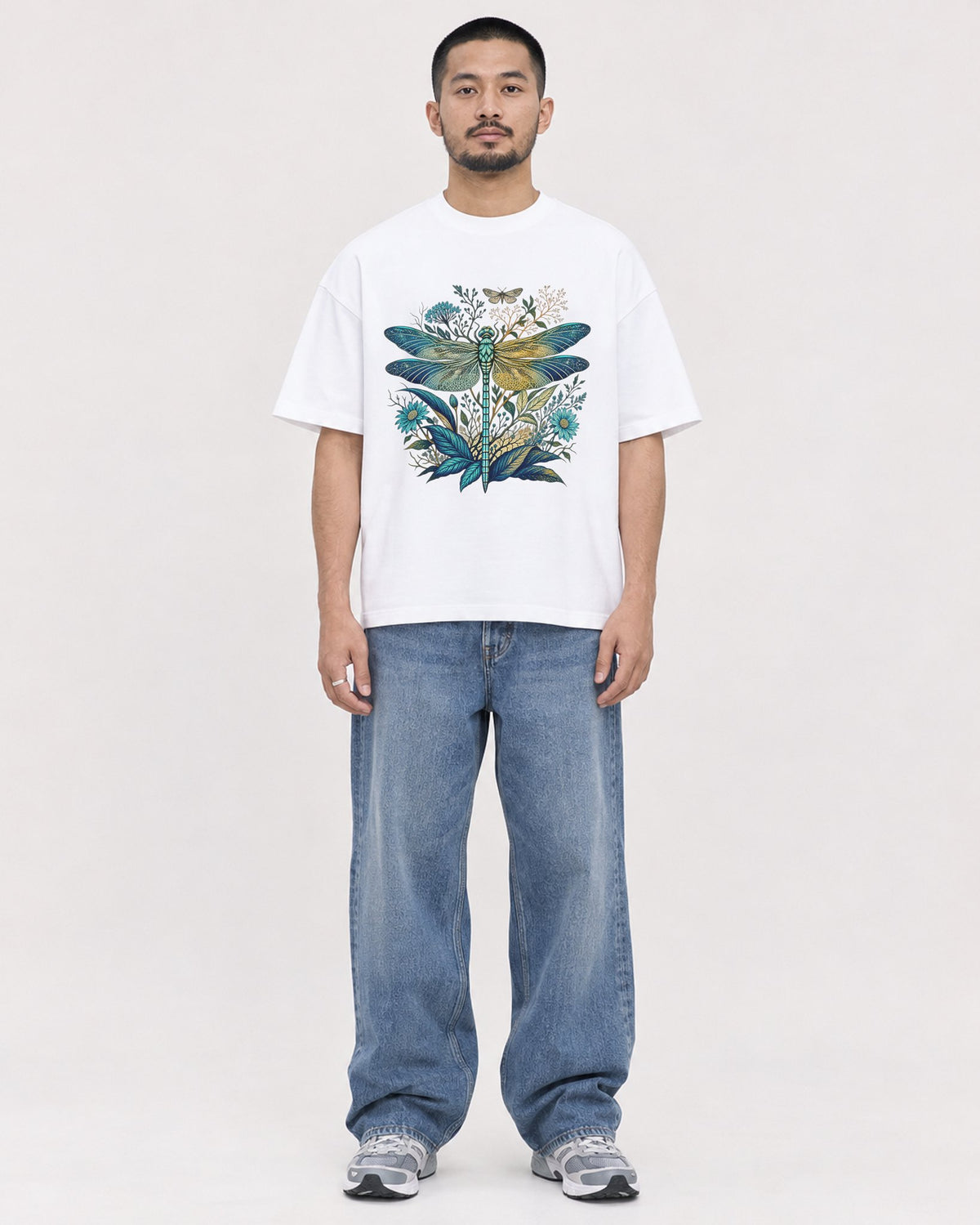 Mockup Boxy Heavyweight Tee White male full-body 32