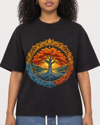 Mockup Boxy Heavyweight Tee Black female close-up 05