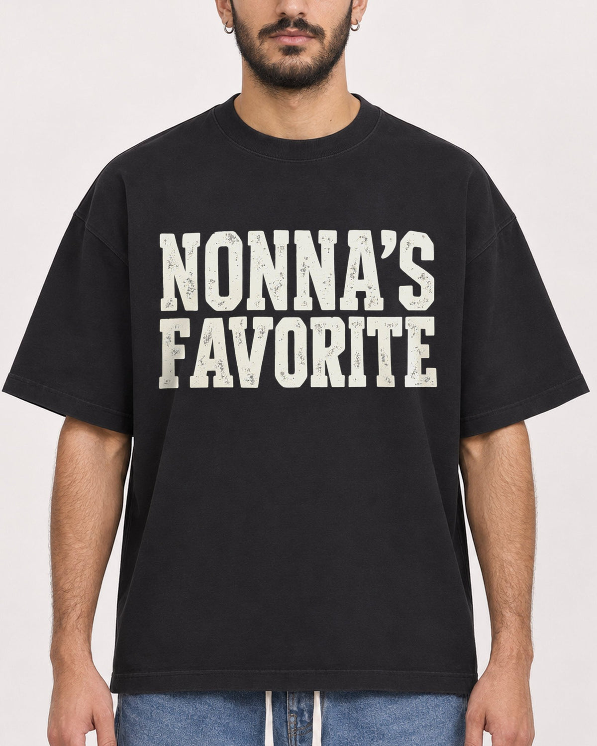 Mockup Boxy Heavyweight Tee Black male close-up 07