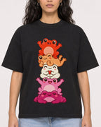 Mockup Boxy Heavyweight Tee Black female close-up 07