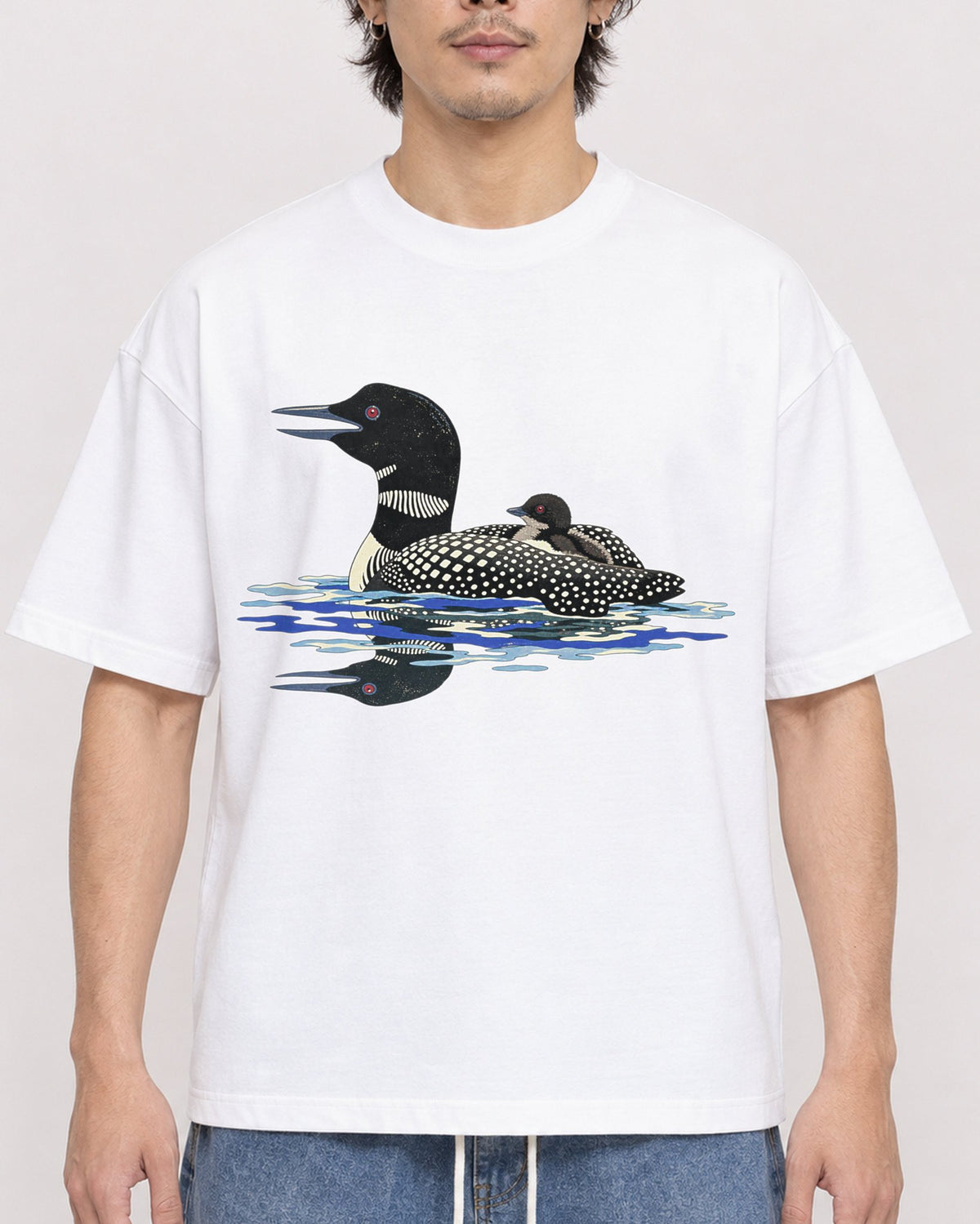 Mockup Boxy Heavyweight Tee White male close-up 03