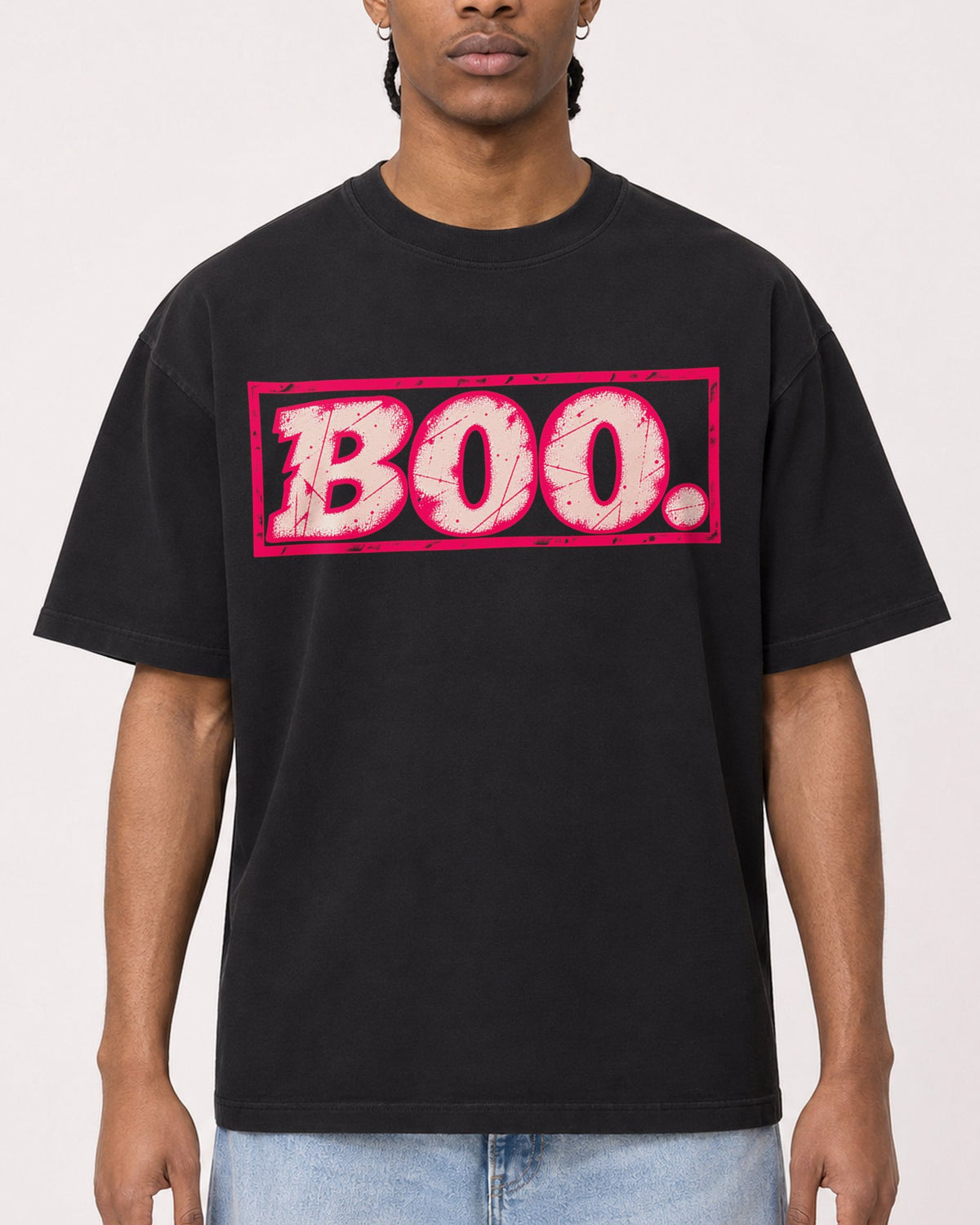 Mockup Boxy Heavyweight Tee Black male close-up 25