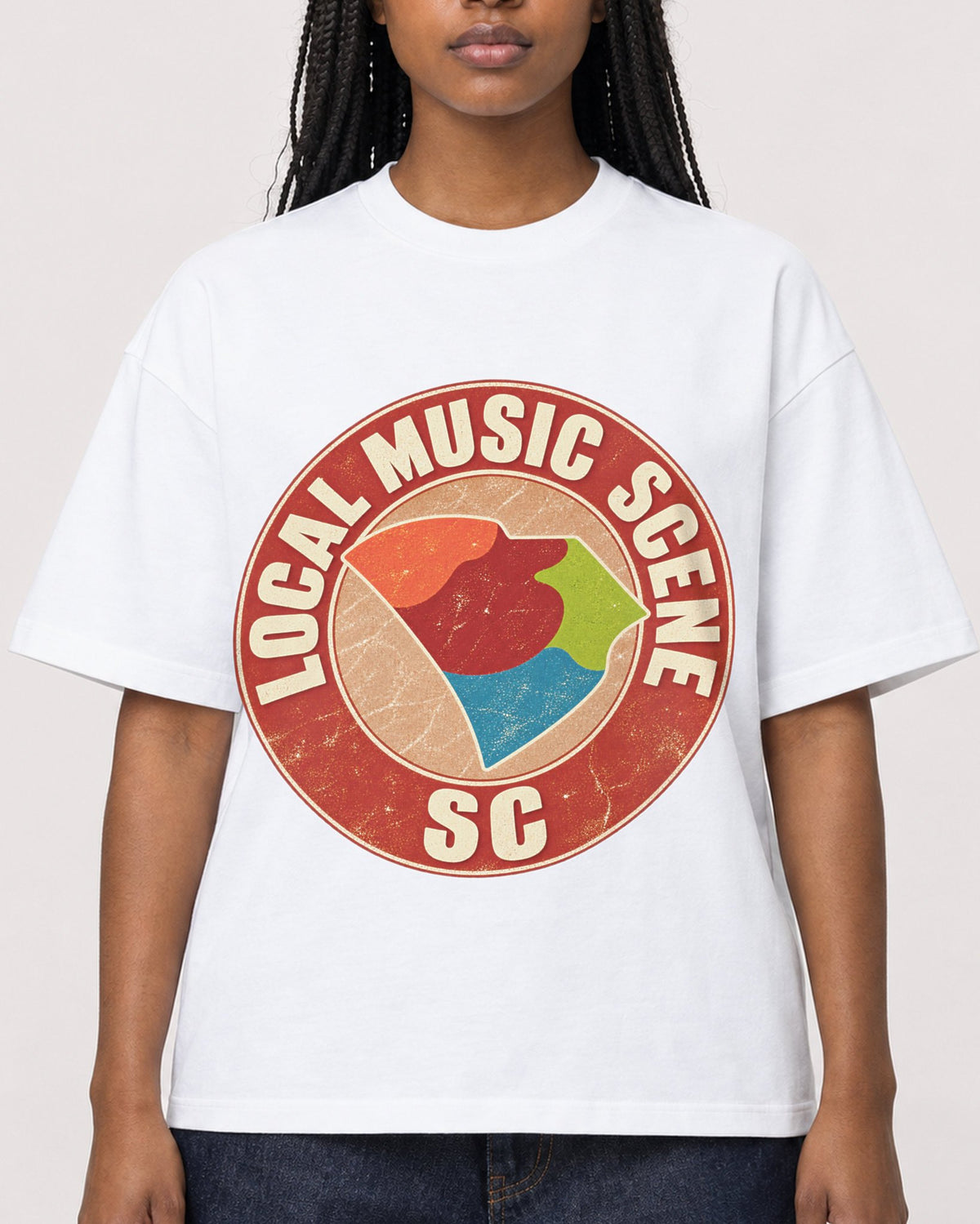 Mockup Boxy Heavyweight Tee White female close-up 04