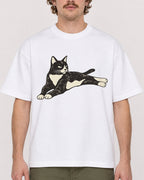 Mockup Boxy Heavyweight Tee White male close-up 09