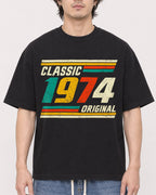 Mockup Boxy Heavyweight Tee Black male close-up 03