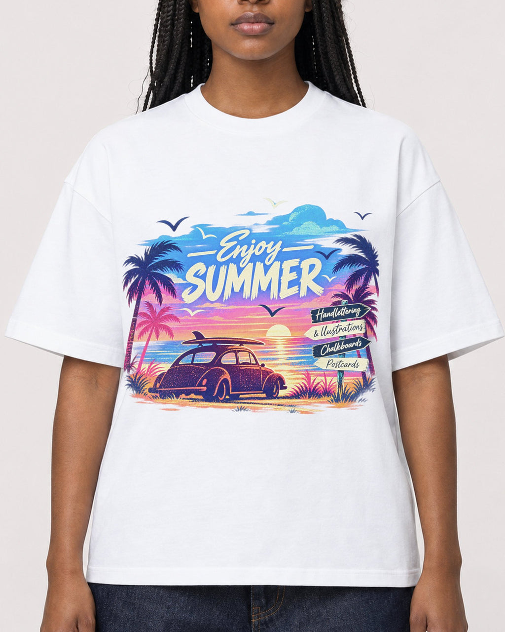 Mockup Boxy Heavyweight Tee White female close-up 04
