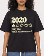 Mockup Boxy Heavyweight Tee Black female close-up 05