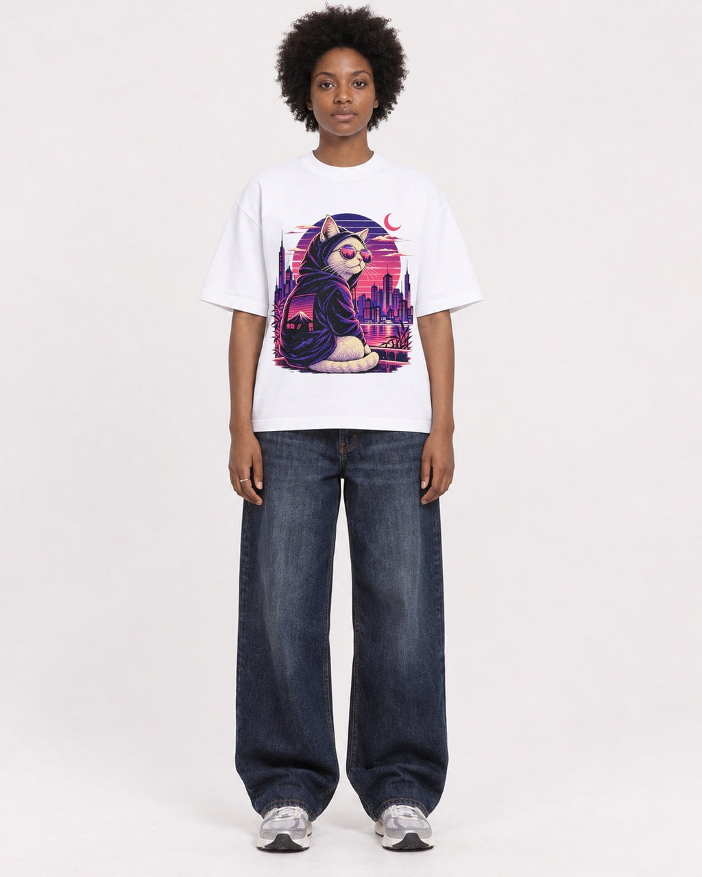 Mockup Boxy Heavyweight Tee White female full-body 14