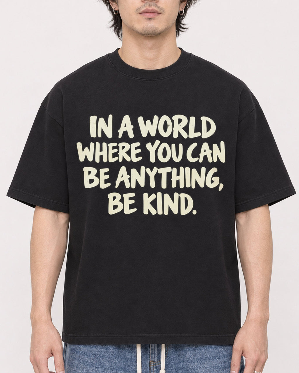 Mockup Boxy Heavyweight Tee Black male close-up 03