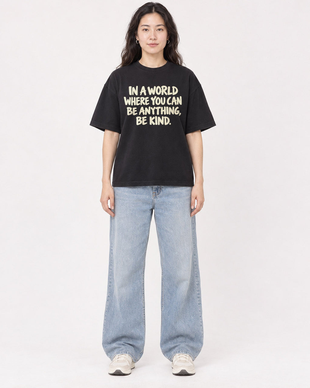 Mockup Boxy Heavyweight Tee Black female full-body 03