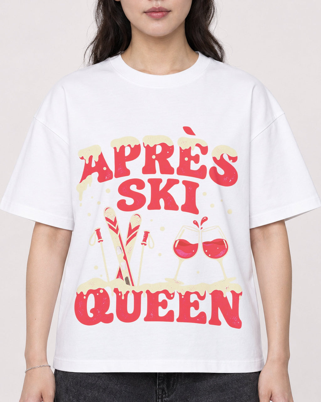 Mockup Boxy Heavyweight Tee White female close-up 03