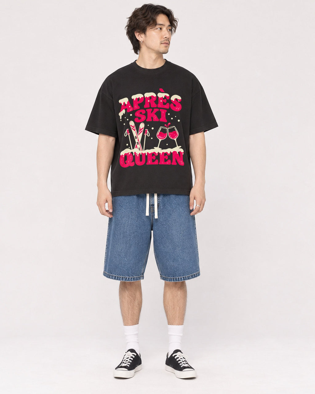 Mockup Boxy Heavyweight Tee Black male full-body 03