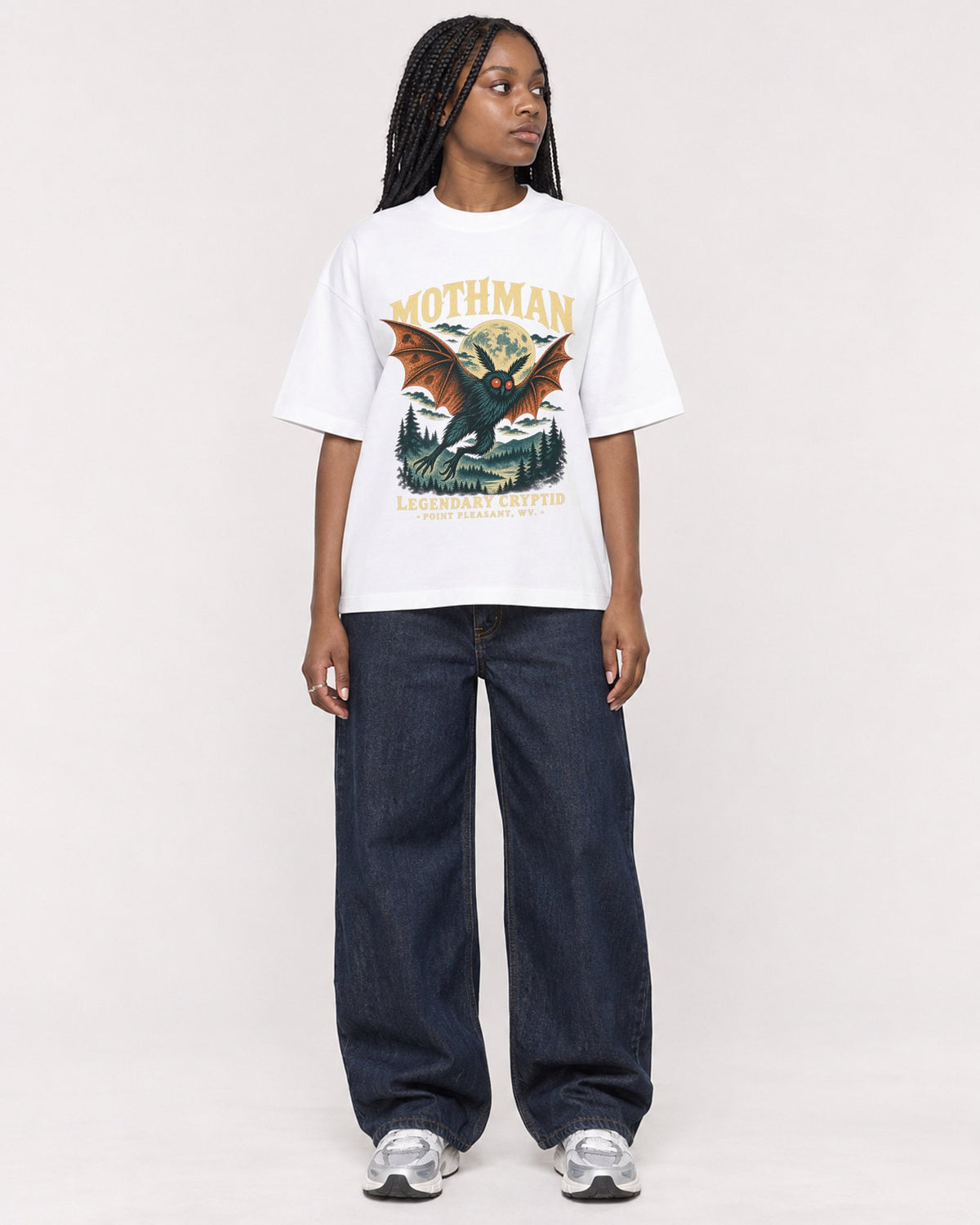 Mockup Boxy Heavyweight Tee White female full-body 04