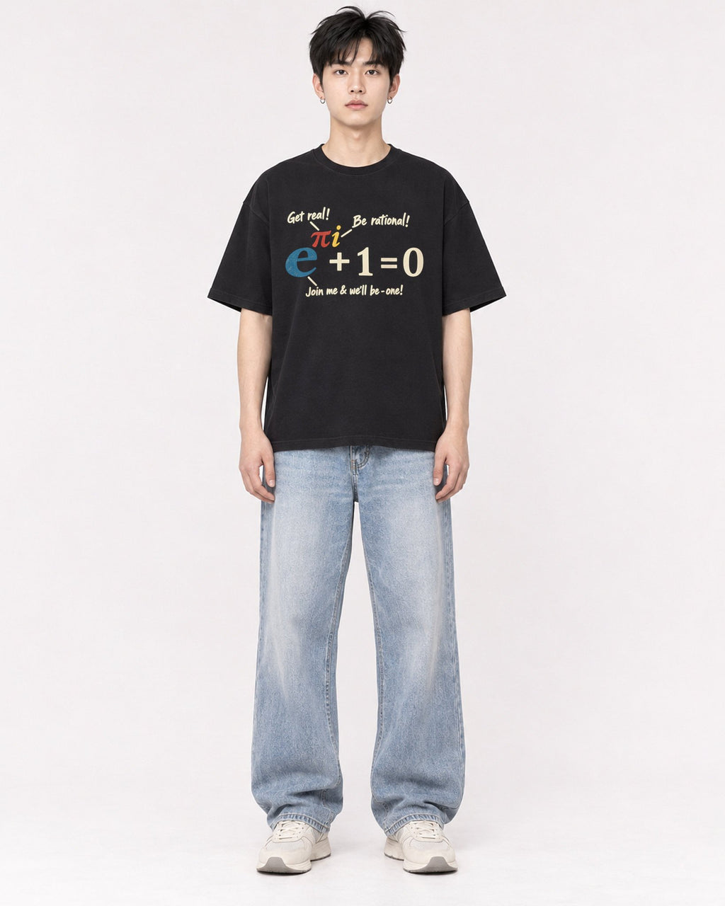 Mockup Boxy Heavyweight Tee Black male full-body 01