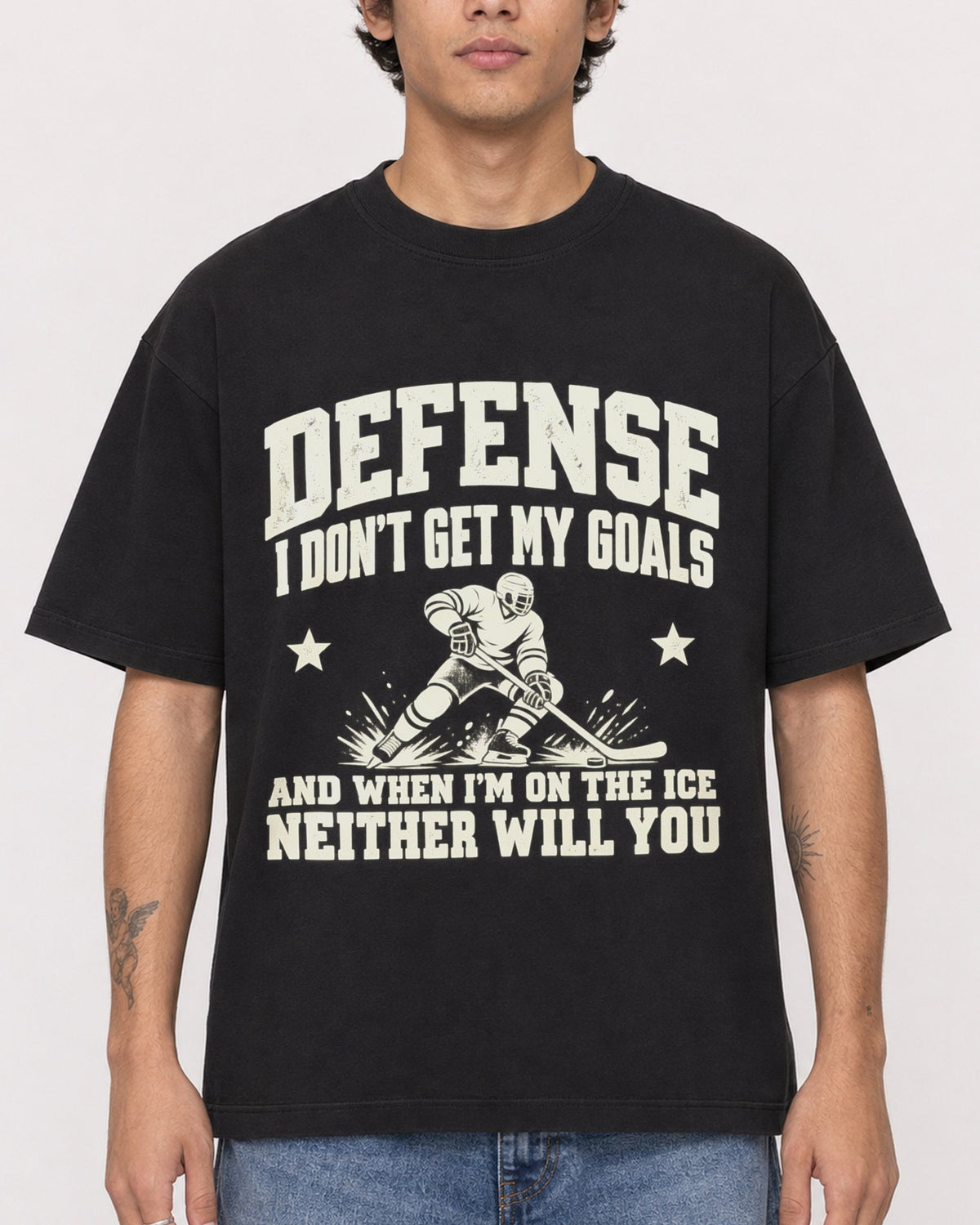 Mockup Boxy Heavyweight Tee Black male close-up 06