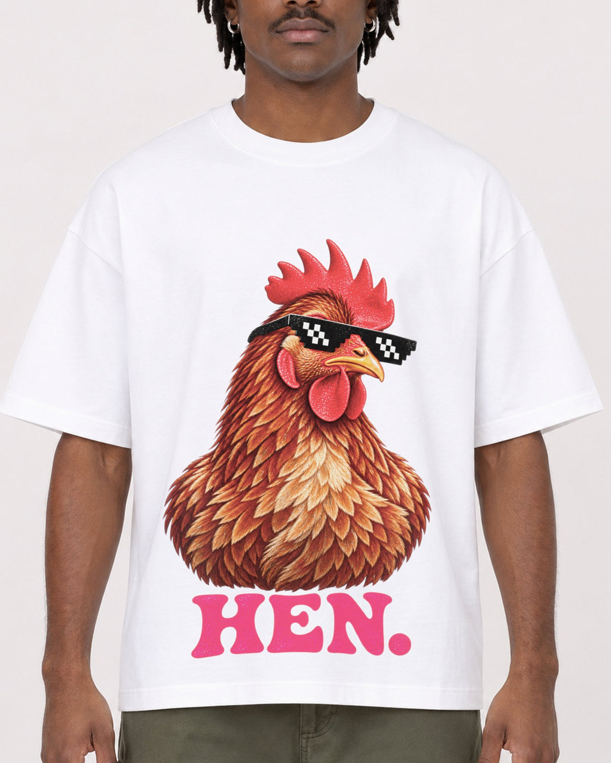 Mockup Boxy Heavyweight Tee White male close-up 04