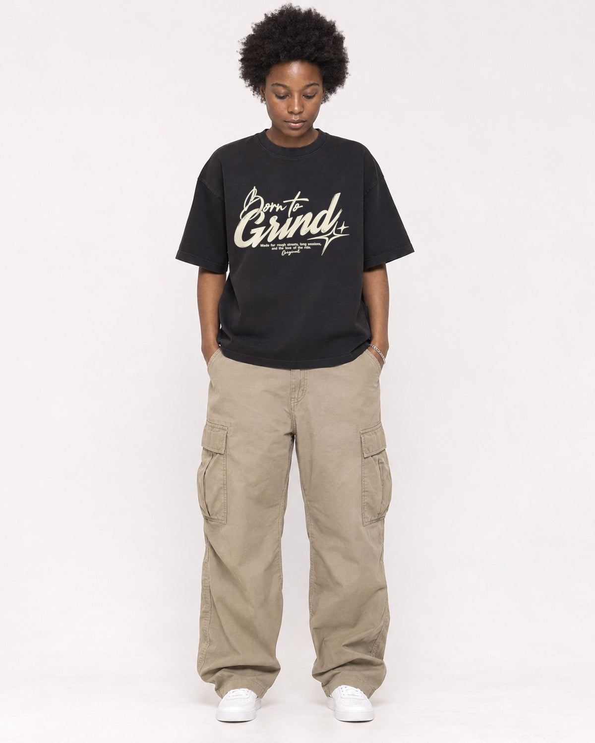 Mockup Boxy Heavyweight Tee Black female full-body 14