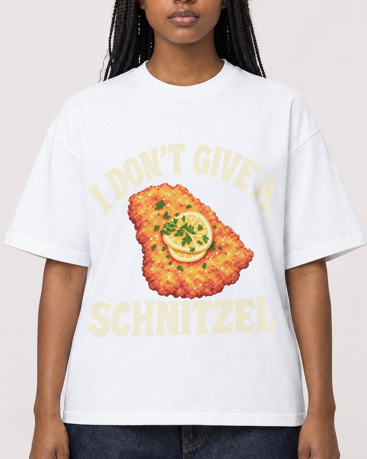 Mockup Boxy Heavyweight Tee White female close-up 04
