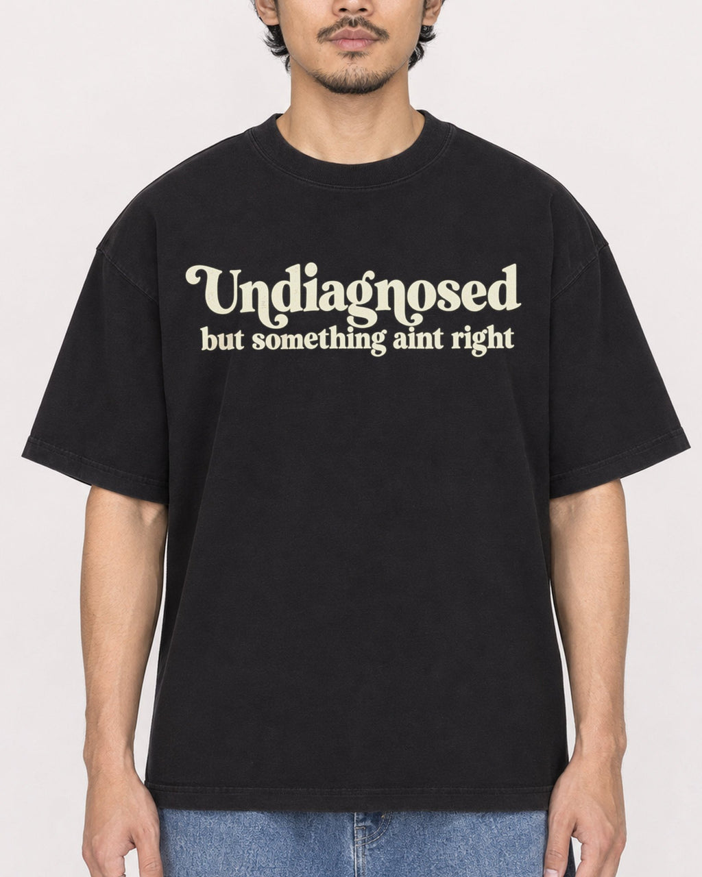 Mockup Boxy Heavyweight Tee Black male close-up 02
