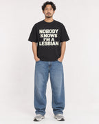 Mockup Boxy Heavyweight Tee Black male full-body 02