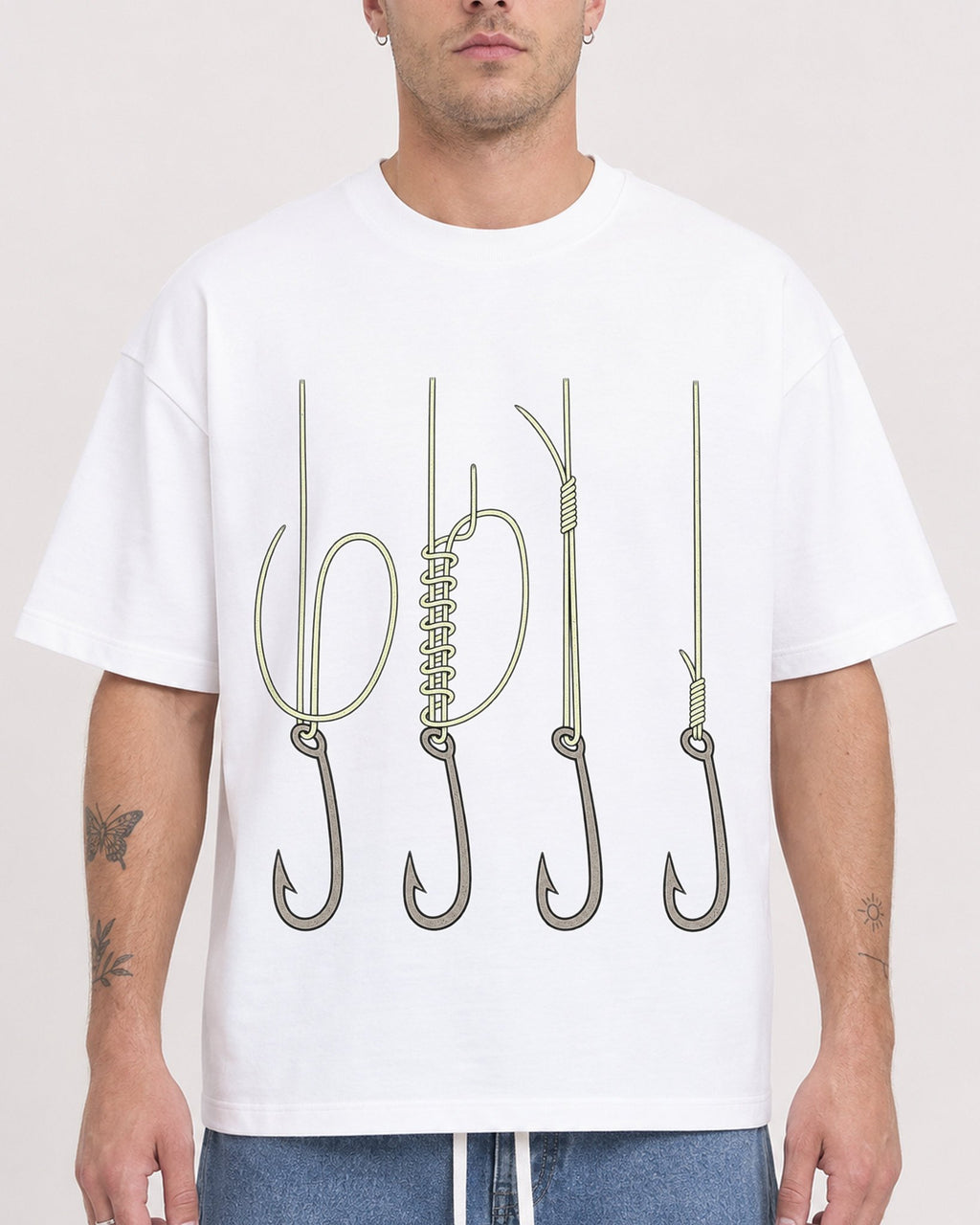Mockup Boxy Heavyweight Tee White male close-up 18