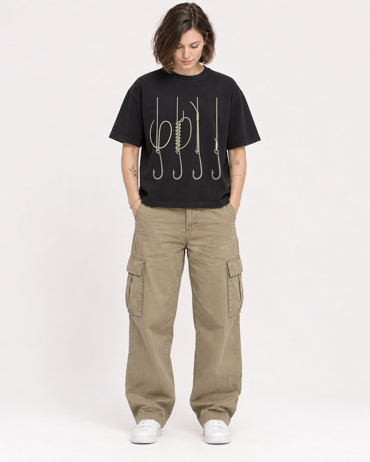 Mockup Boxy Heavyweight Tee Black female full-body 18