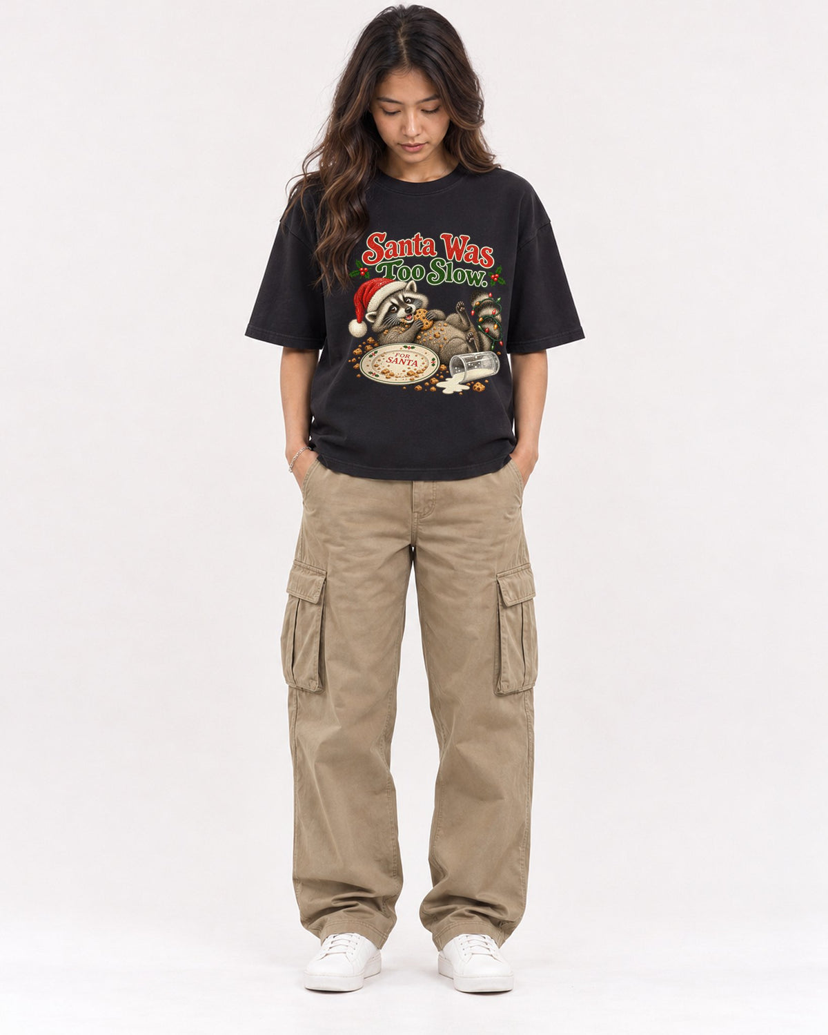 Mockup Boxy Heavyweight Tee Black female full-body 02
