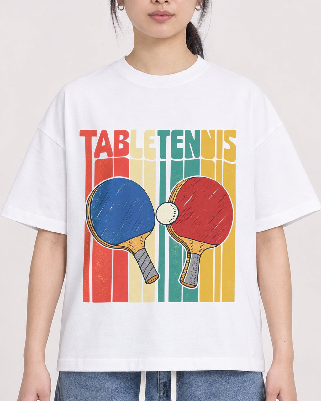 Mockup Boxy Heavyweight Tee White female close-up 21