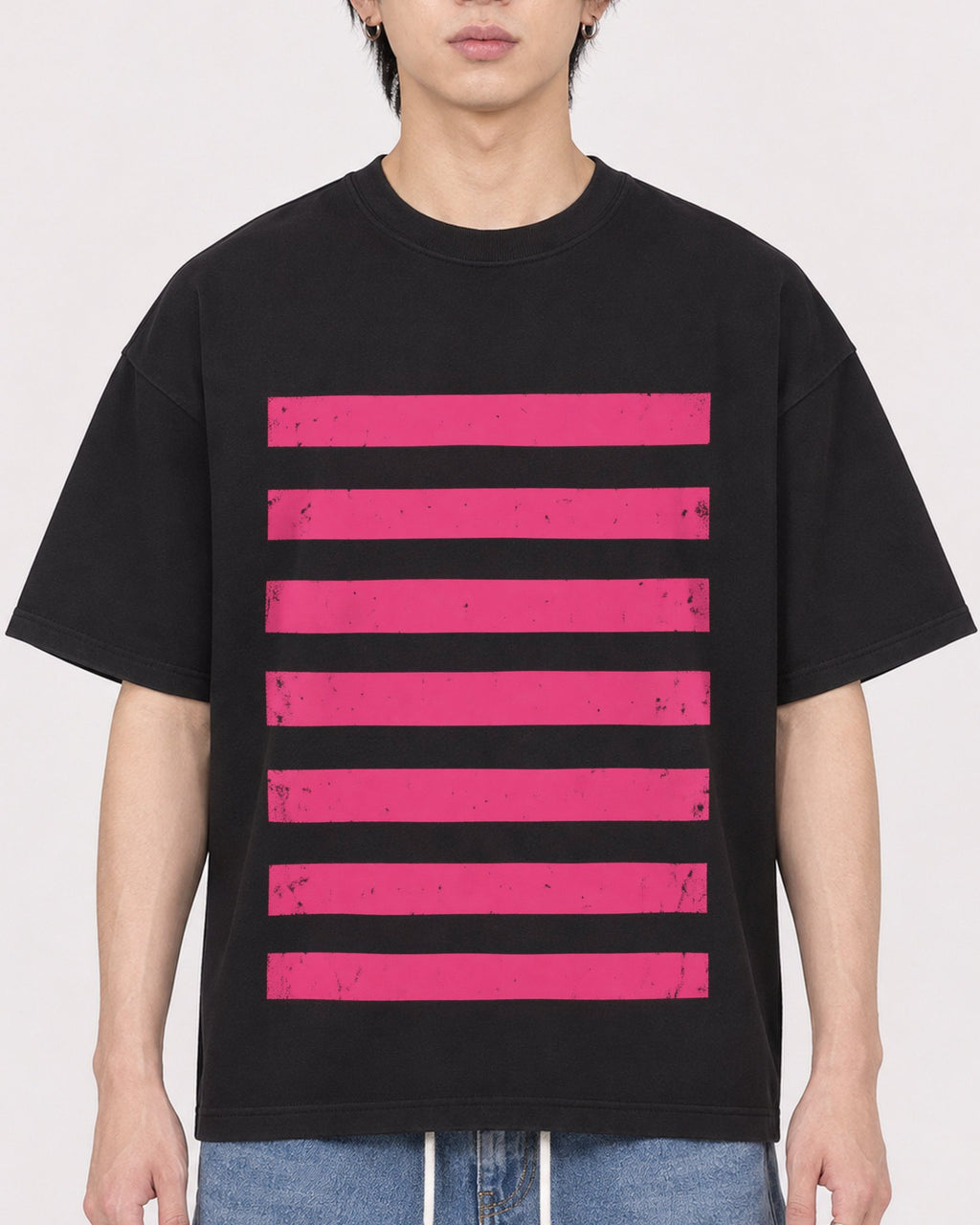 Mockup Boxy Heavyweight Tee Black male close-up 11